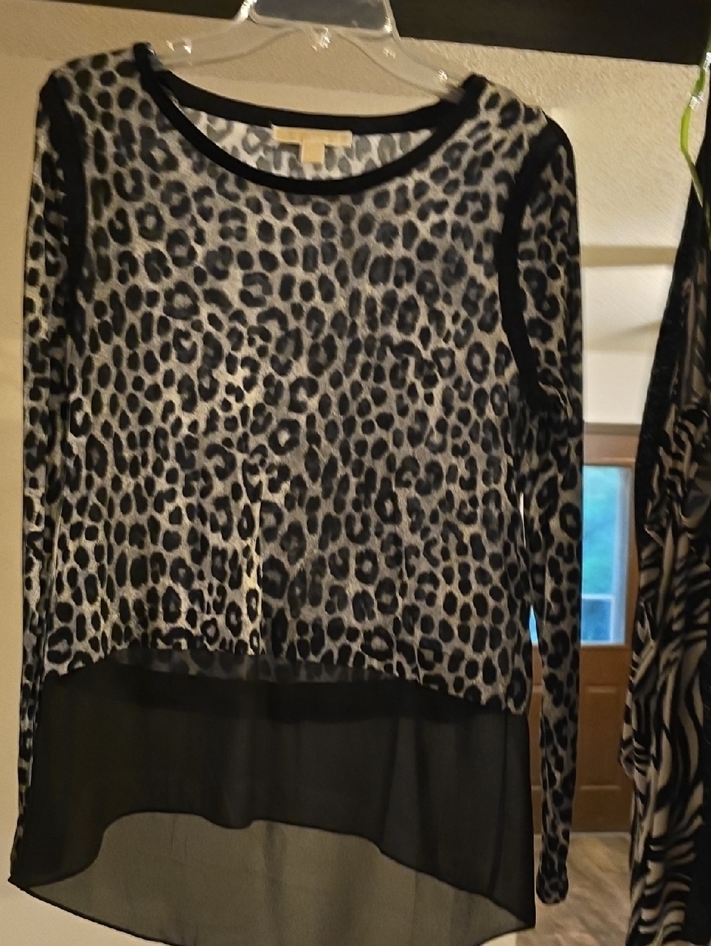 Michael Kors Black Tan and Gray Leopard-Print Long Sleeve Top